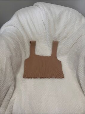 Women Ribbed Cropped Tank Top in Light Brown